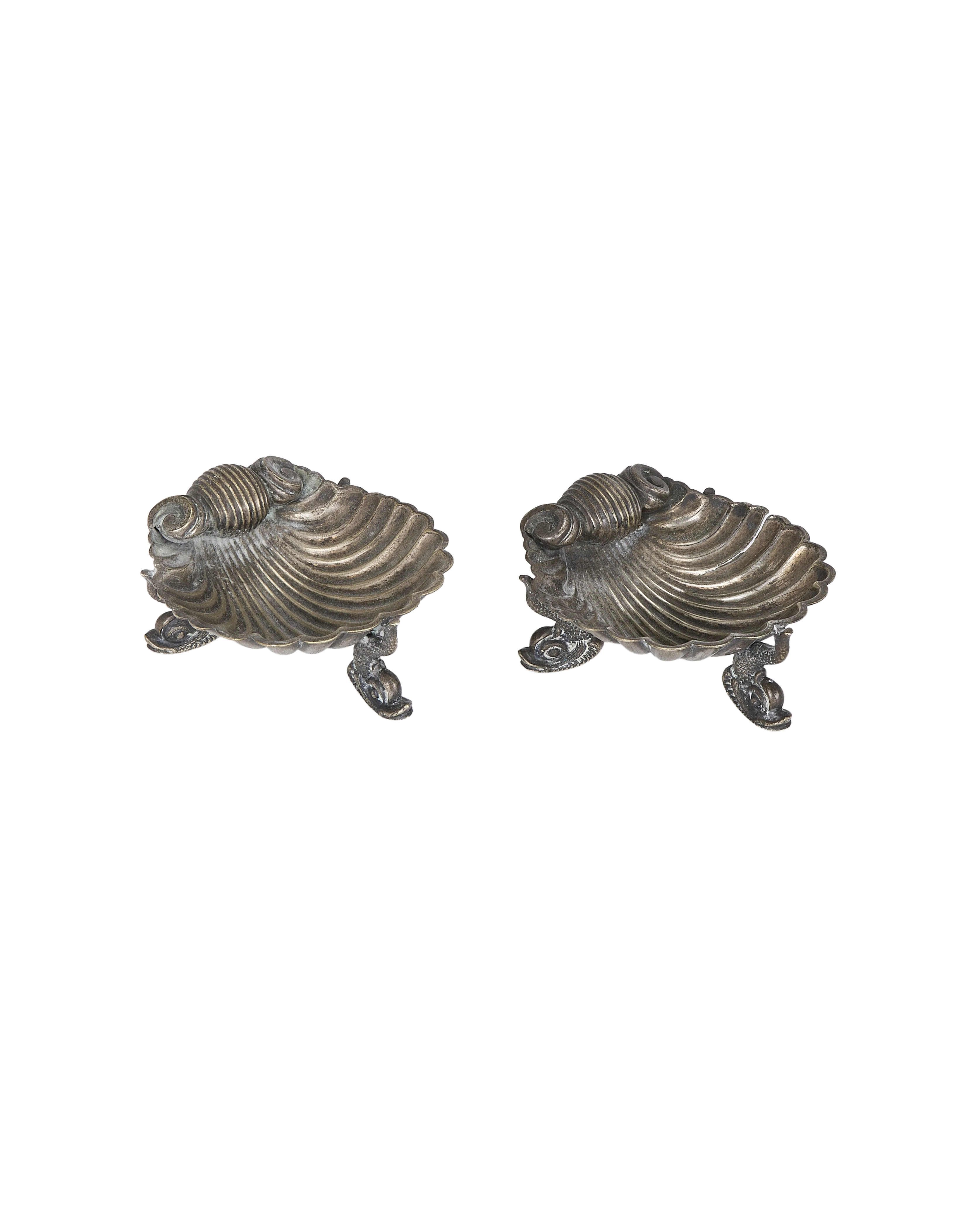 Brash Shells Ashtray - Set of 2 - Image 2