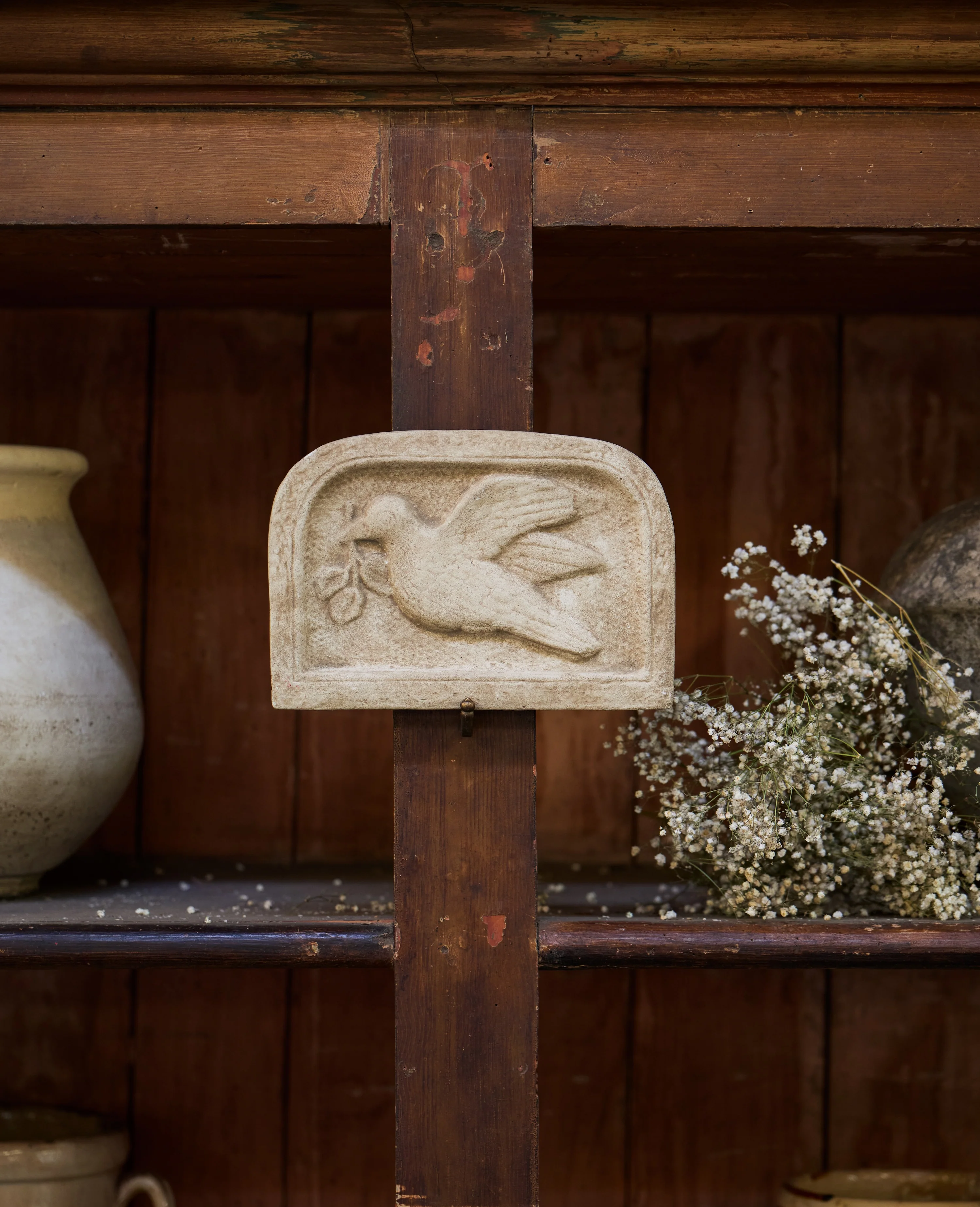 Cast Dove Plaque - Image 3