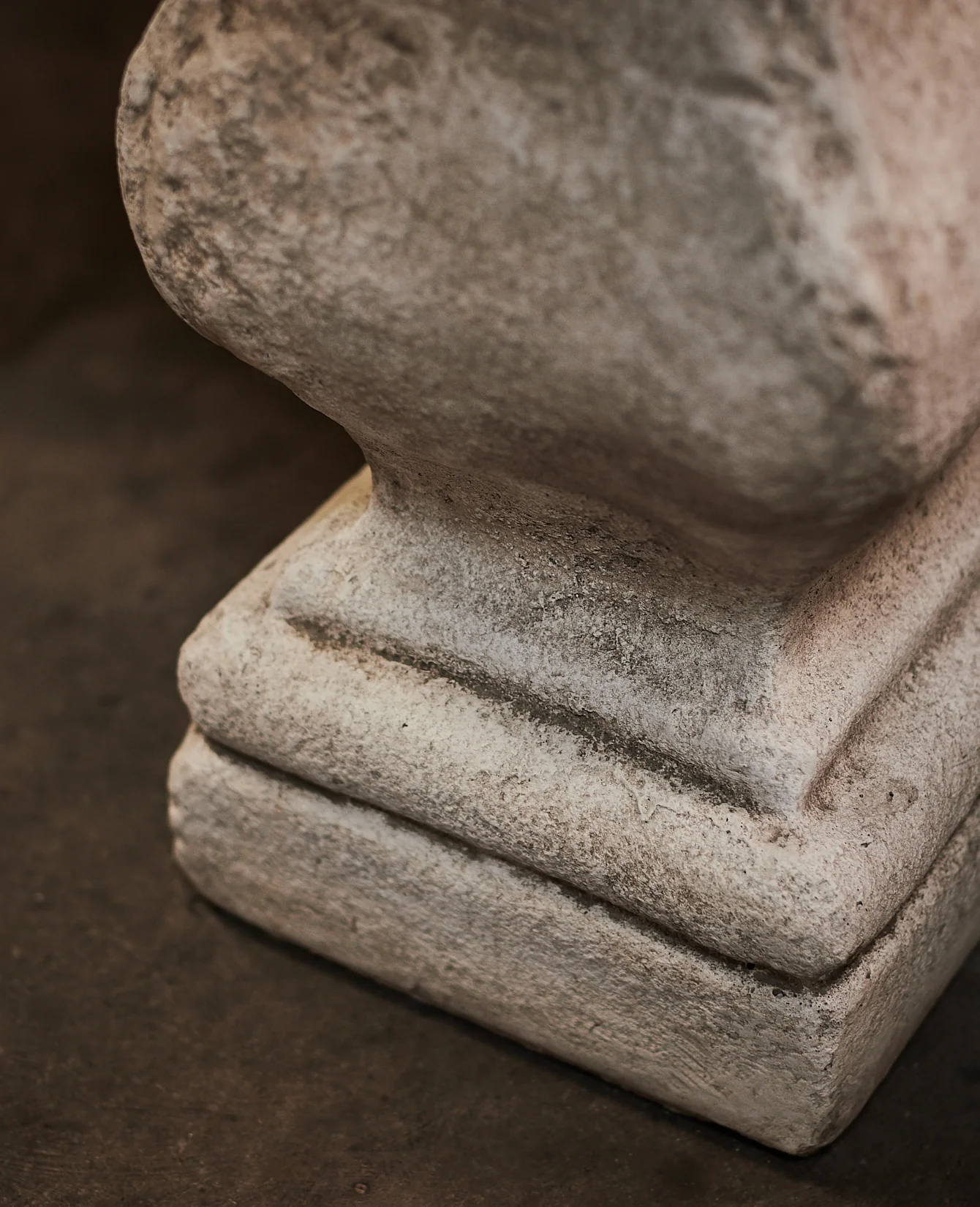 Cast Side Table - Image 7