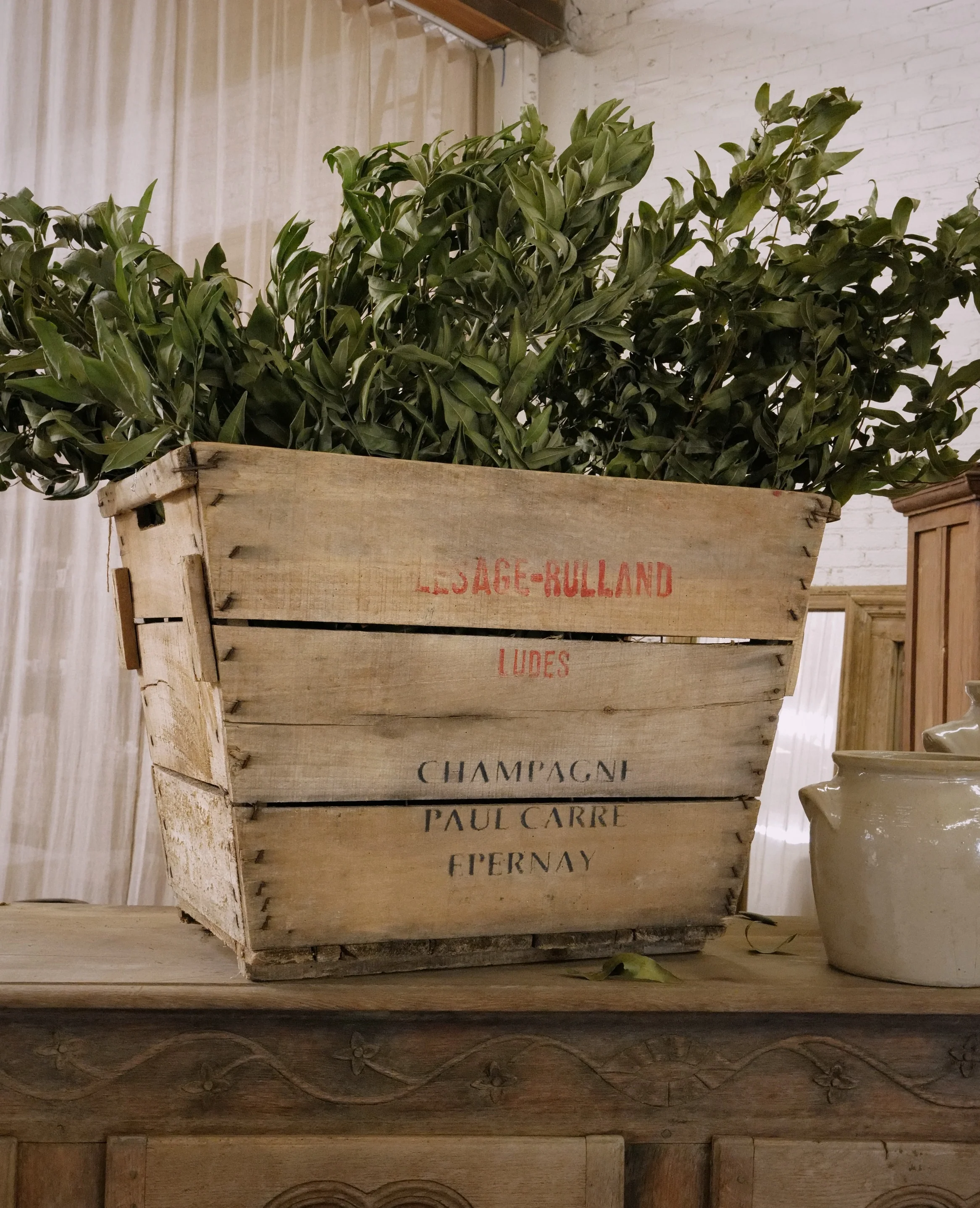 Champagne Crate - Image 5