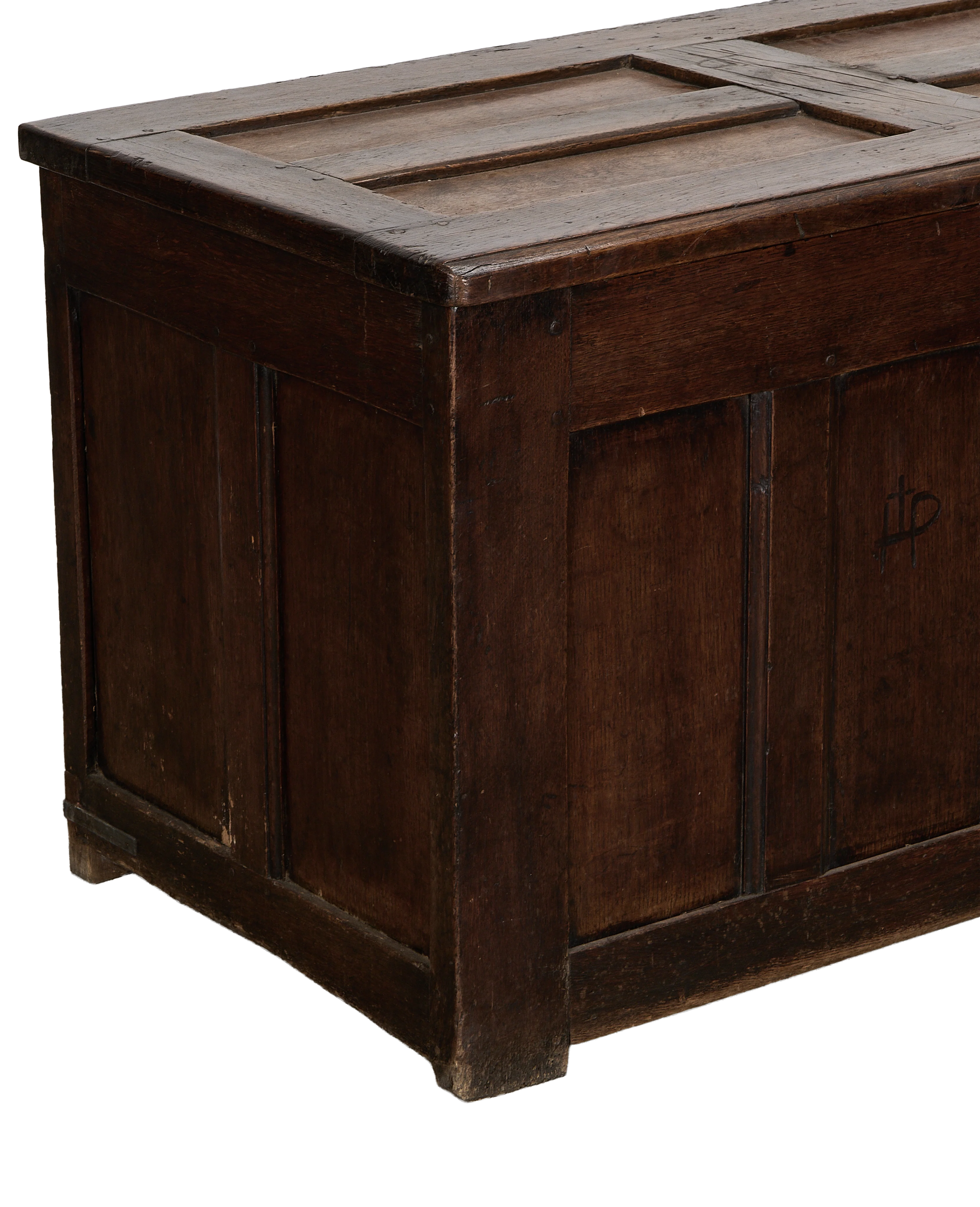 English Wood Trunk - Image 3