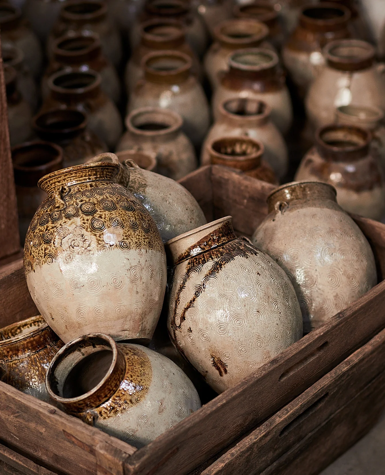 Glazed Jar - Handles - Image 4
