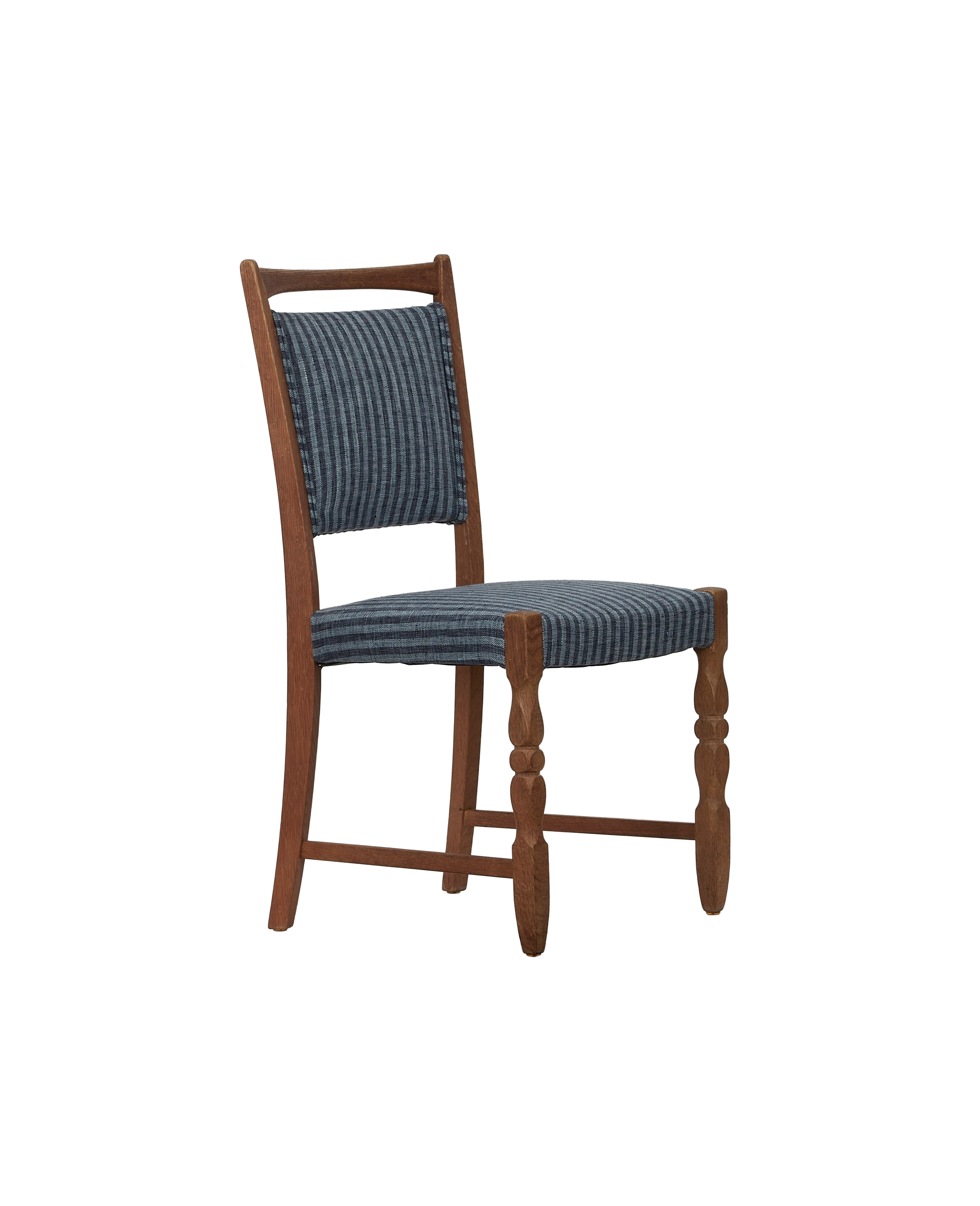 Henning Style Chair - Vigneron