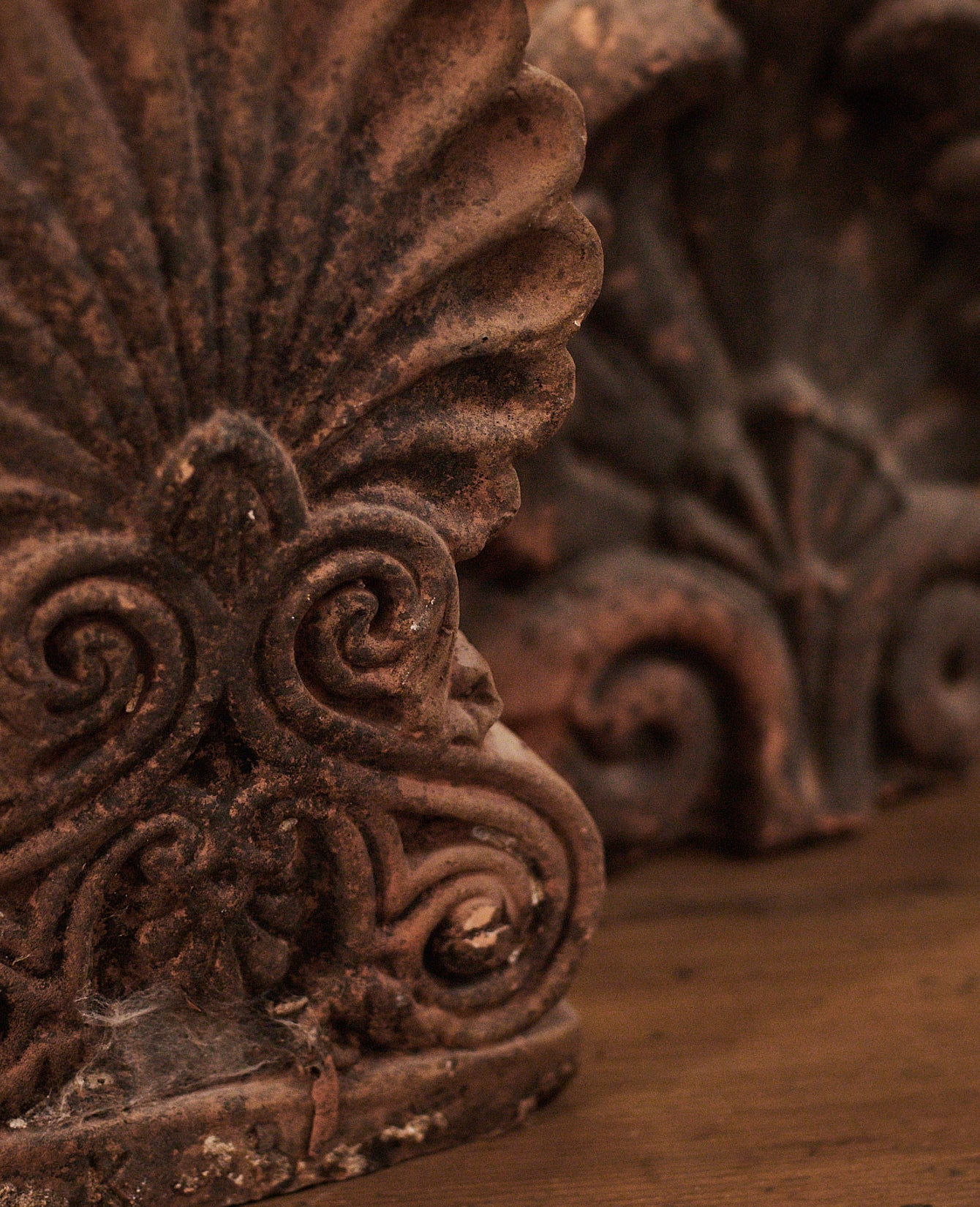 Hermes Antefix Roof Crown - Image 4