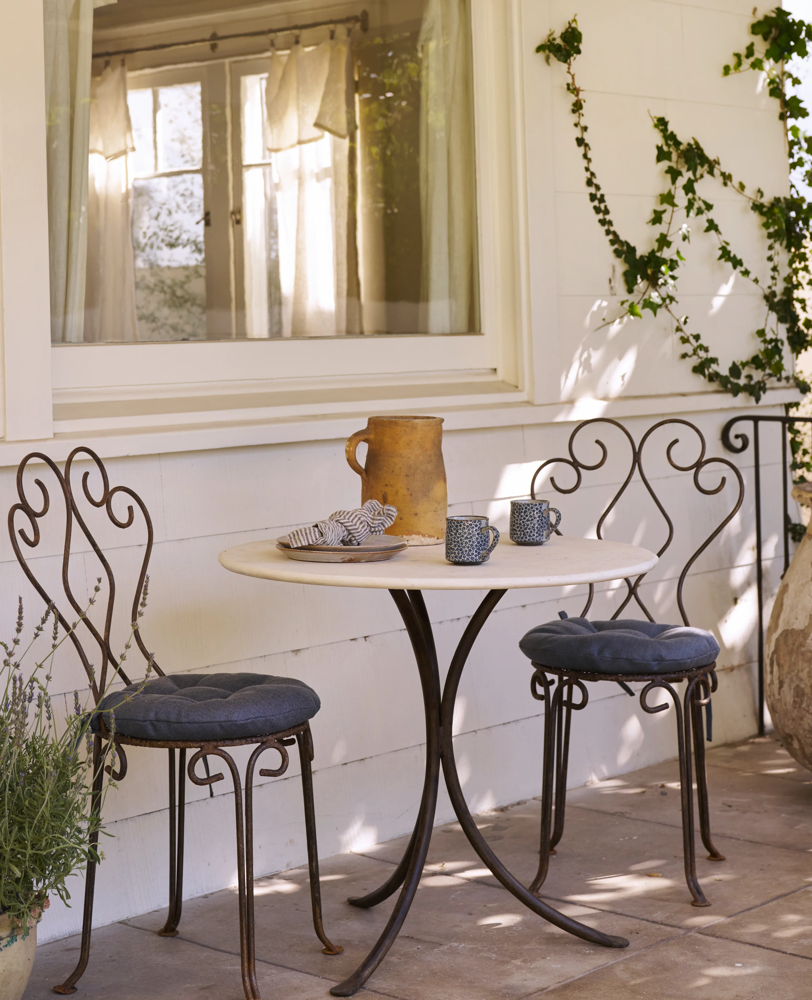 L'Amour Marble Bistro Table - Bone - Image 6