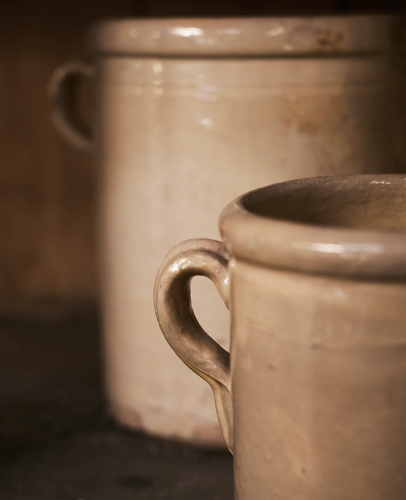 Puglia Handle Jar - Avorio Glaze - Image 4