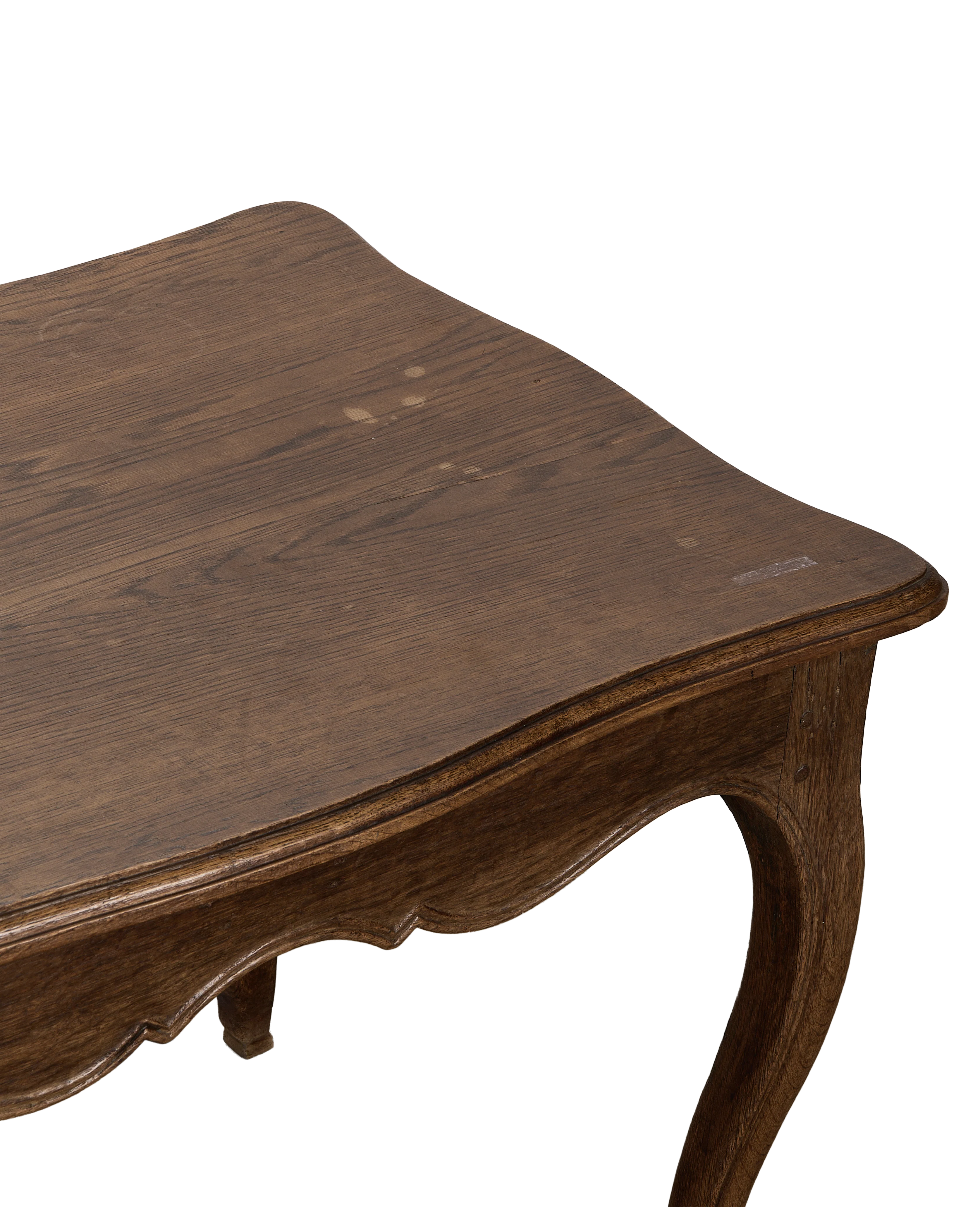 Scallop Edge Table - Image 4