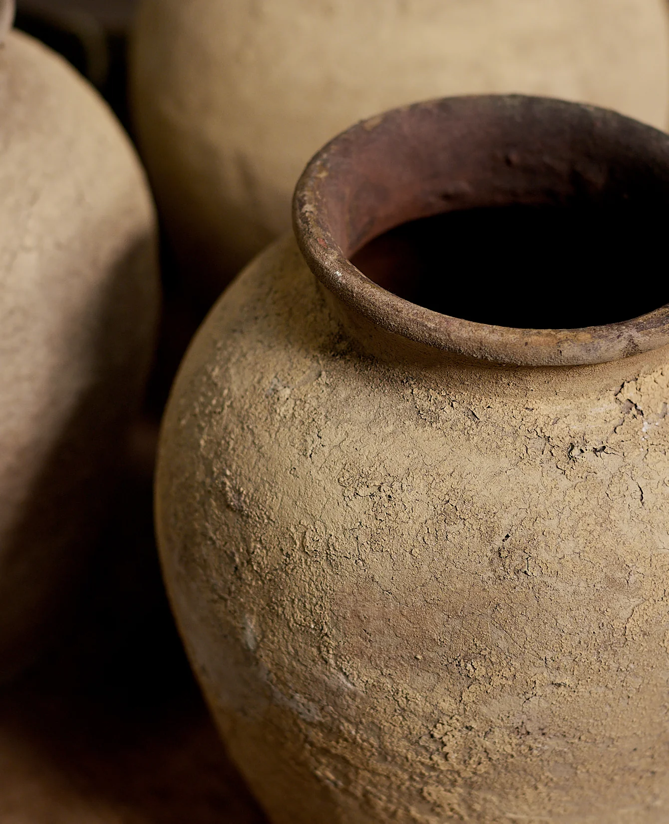 Vietnamese Vase - Creamy - Image 5