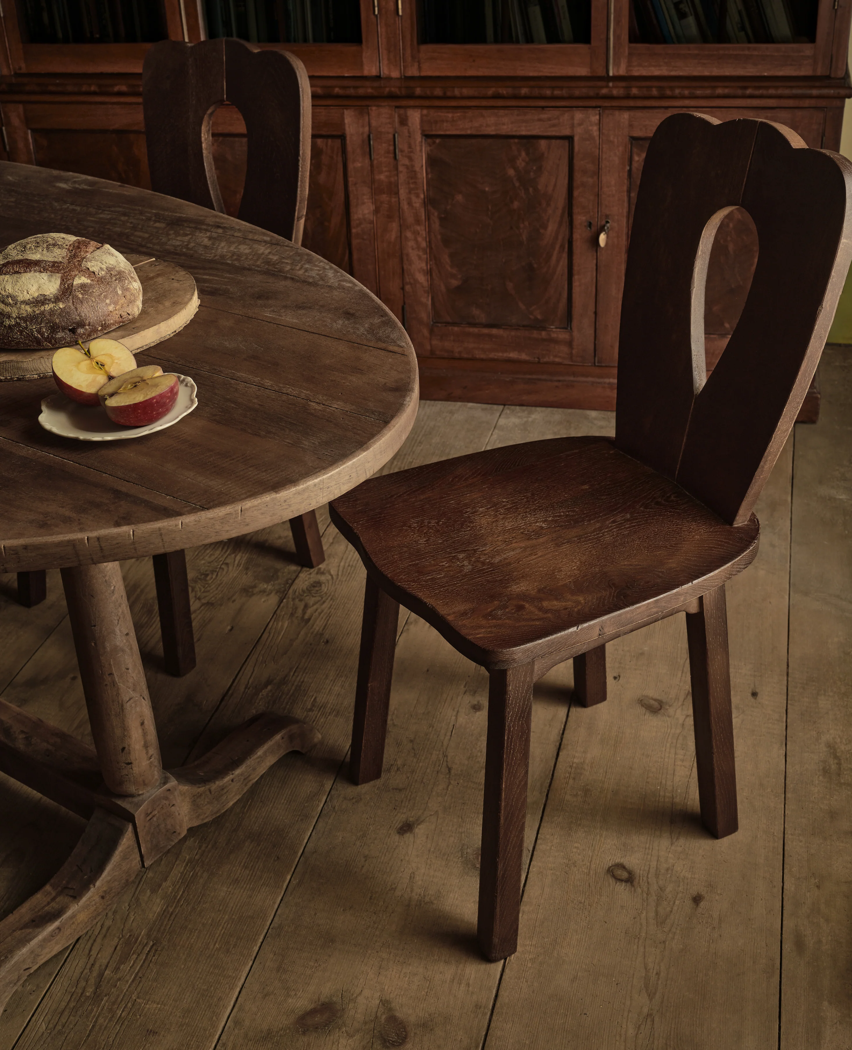 Wishbone Oval Dining Table - Image 16