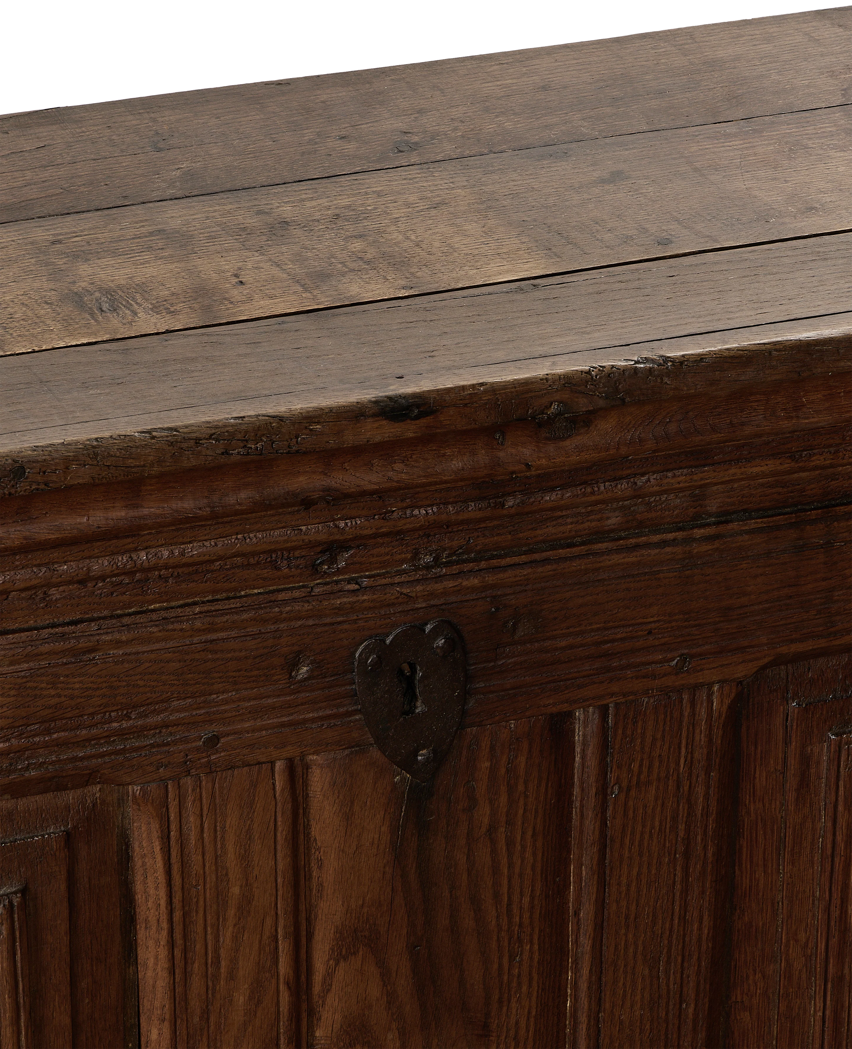 Wood Chest - Image 4