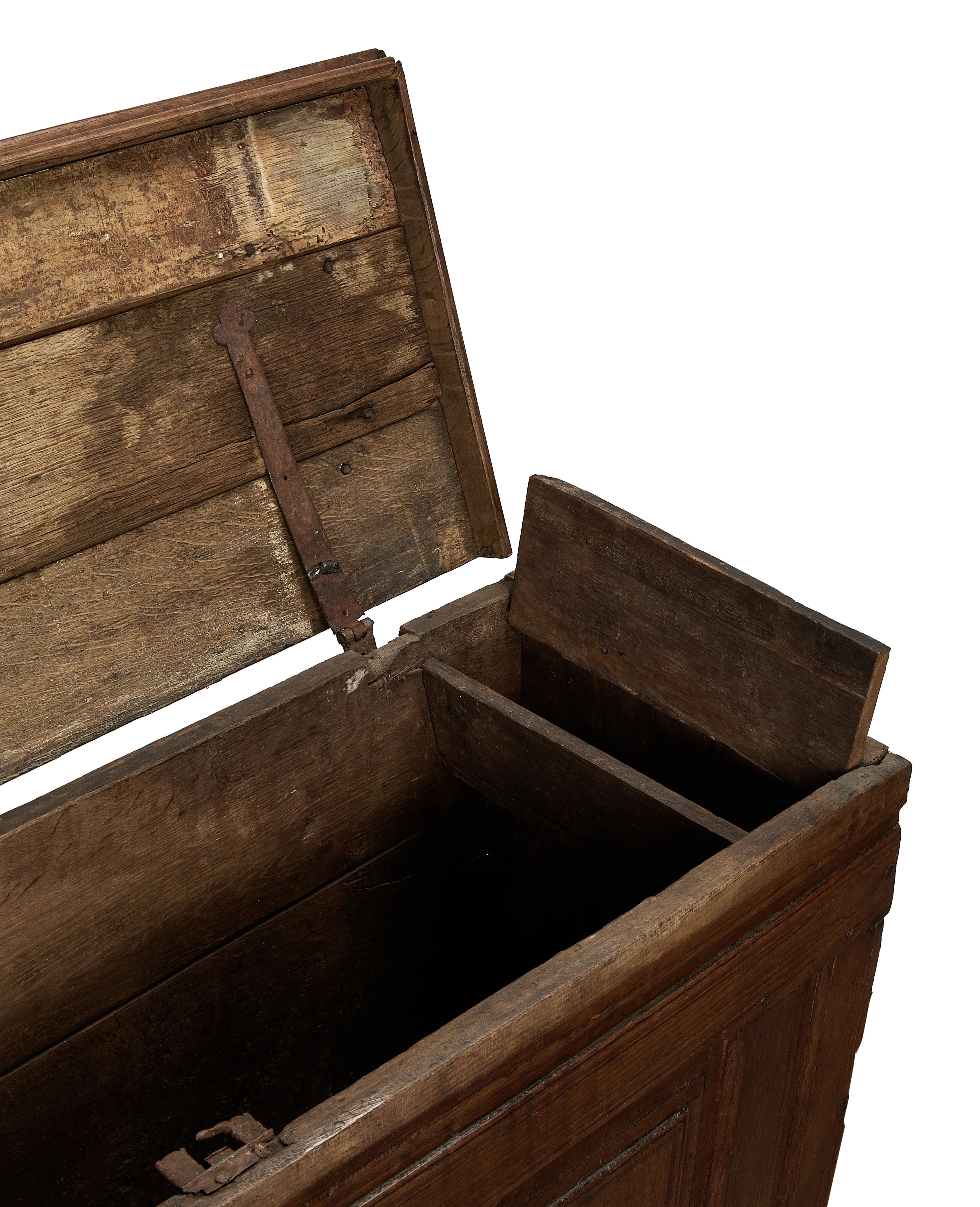 Wood Chest - Image 6